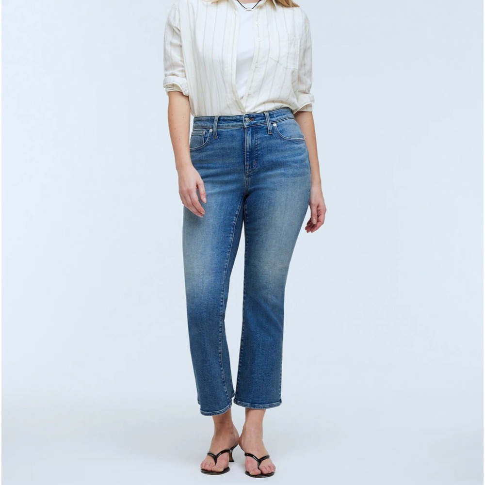 Madewell Curvy Kick Out Crop Jean NO697 Size 23